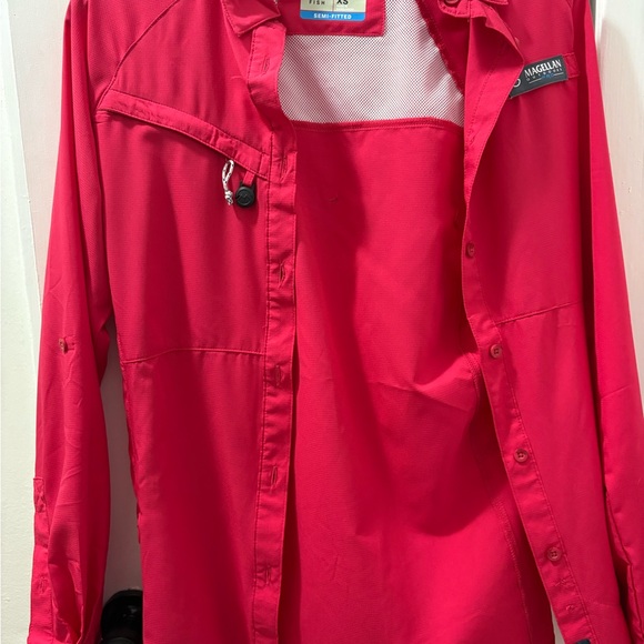 Magellan Outdoors Vibrant Red Outdoor Shirt - Picture 1 of 3